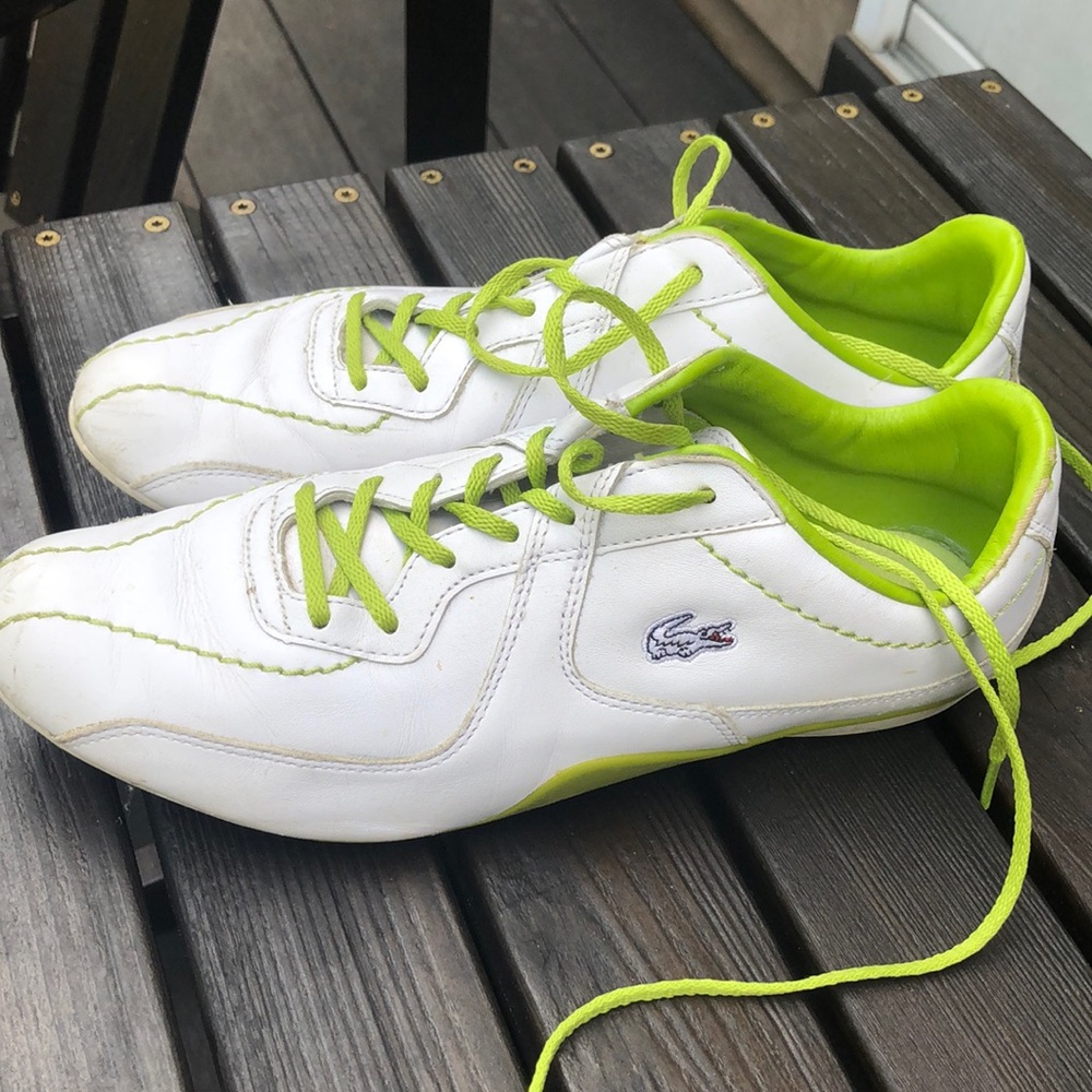 Ladies leather Lacoste sneakers